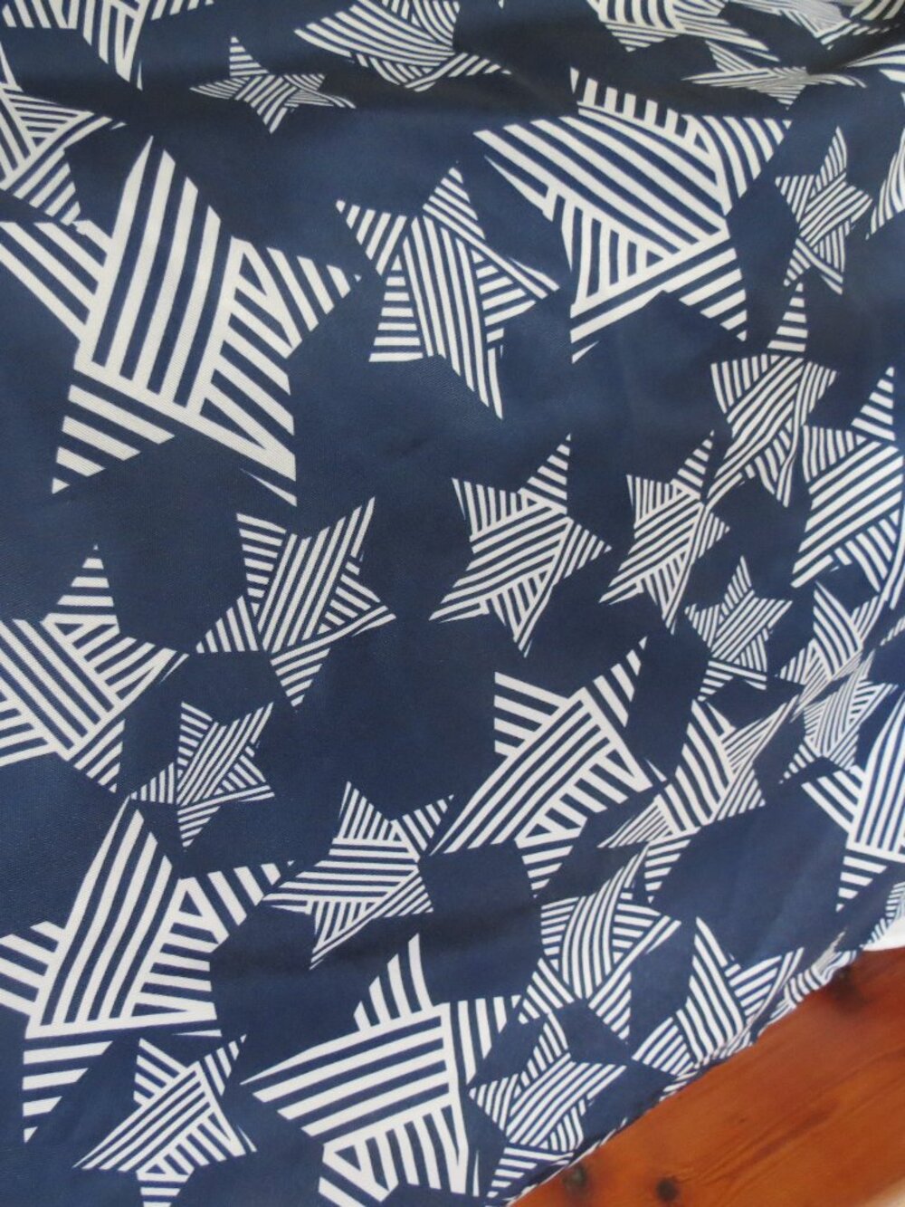 Blue w White STARS Round Tablecloth 70"